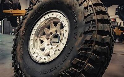 Off-road rig on 37 inch tires